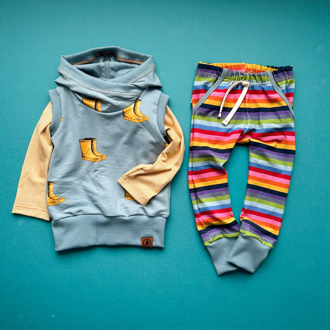 Wellies vest rainbow pants/shorts